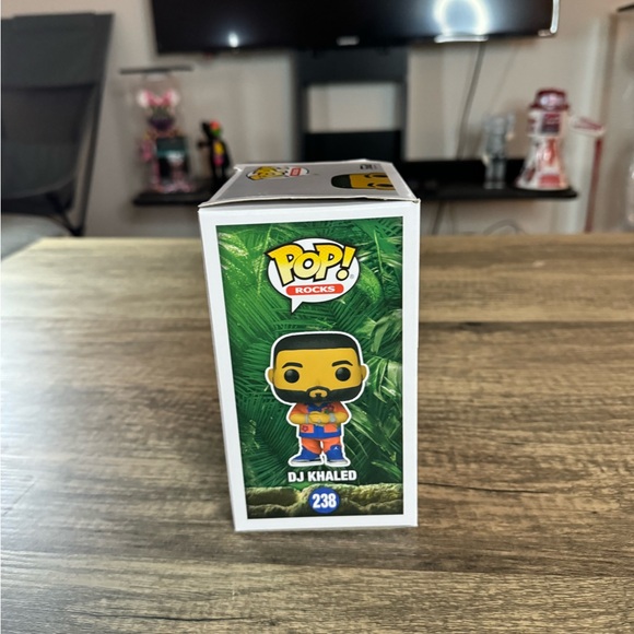 Funko Pop! Vinyl: DJ Khaled - Funko (Exclusive) #238 - Picture 2 of 6
